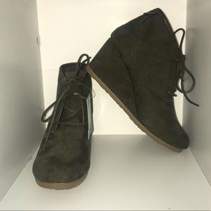 BRAND NEW madlove lace up wedge booties